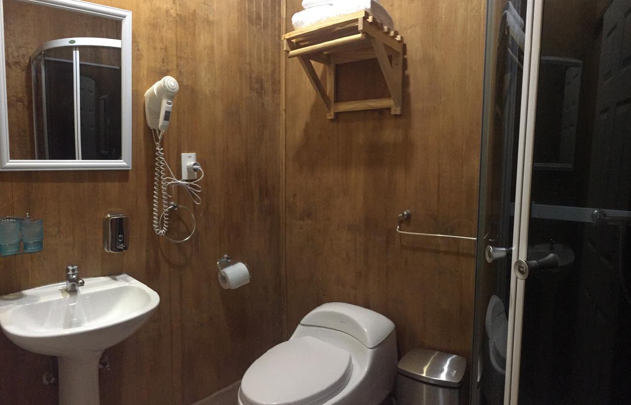 Hostal Chalet Las Violetas Punta Arenas Zewnętrze zdjęcie